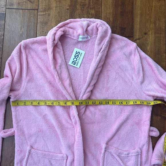 NWT Ellen Tracy Fleece Blush Pink Rob Without Belt One Size - Picture 6 of 8
